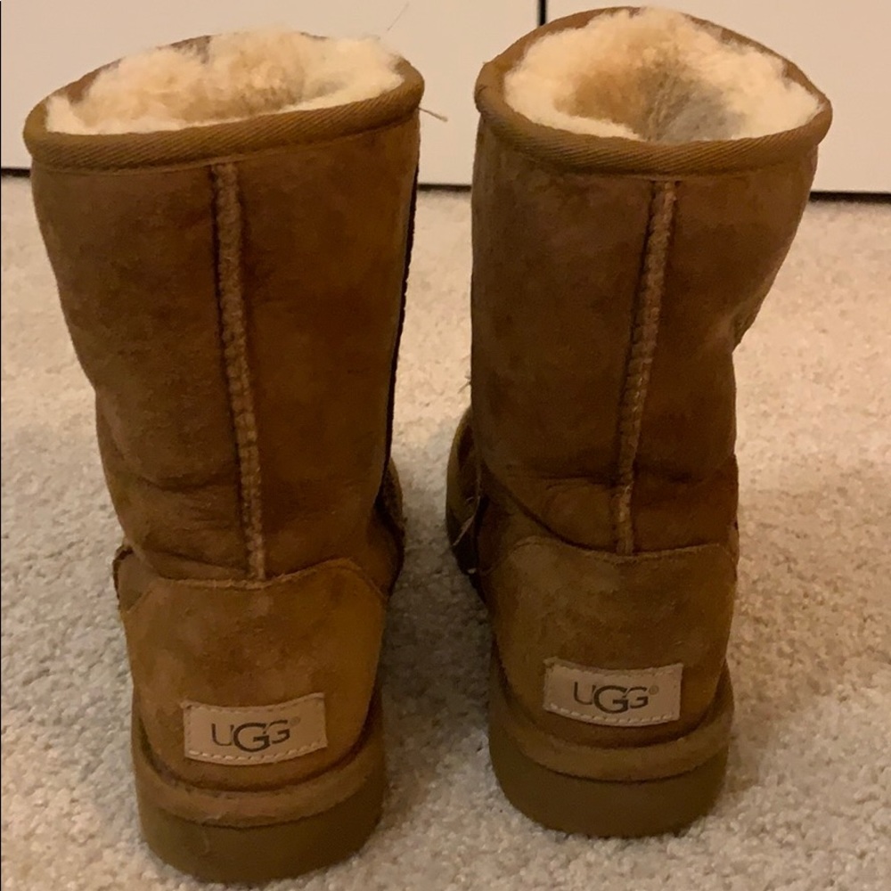 brown uggs - Picture 5 of 8